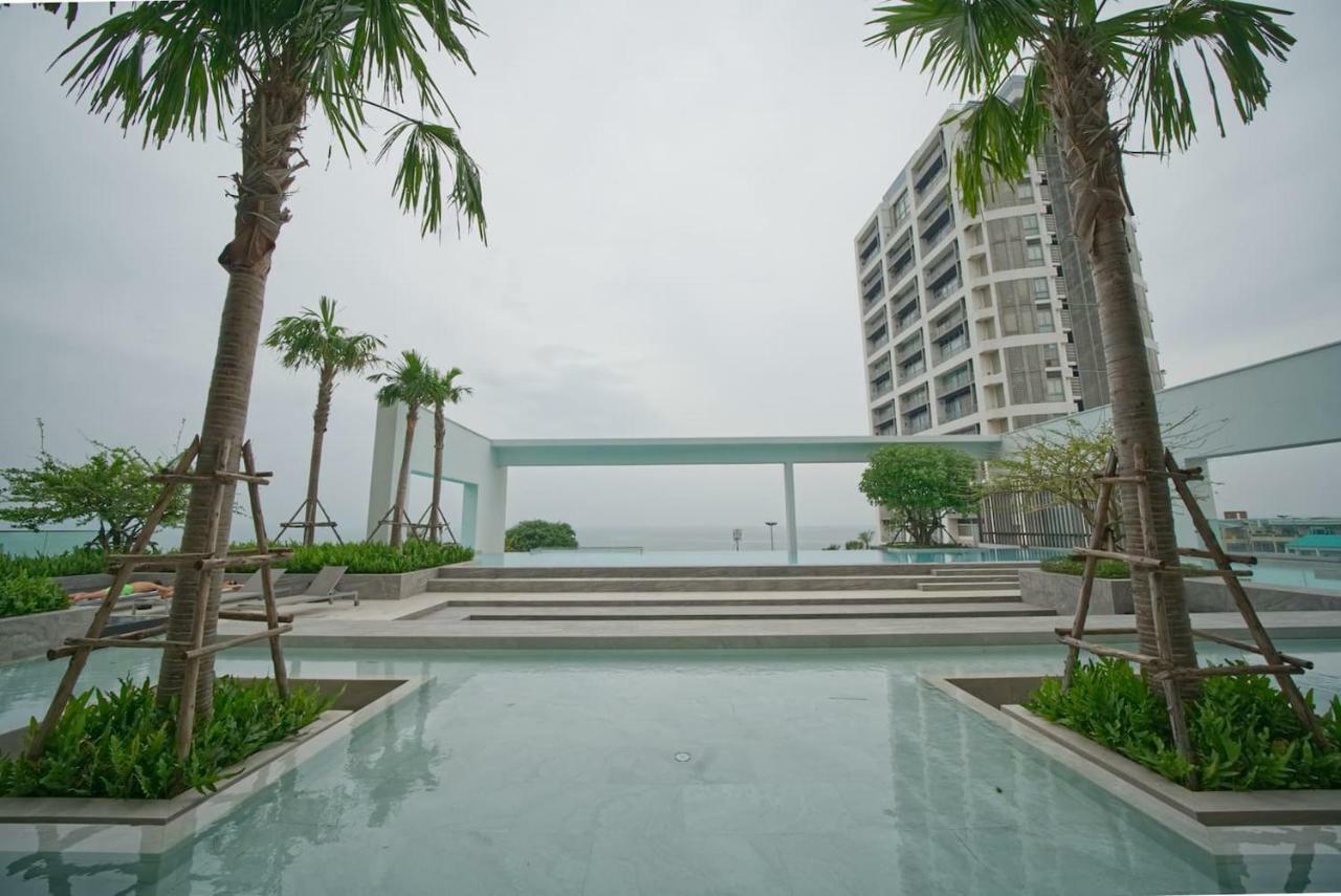 Ar Aeras Pattaya Apartment Bagian luar foto