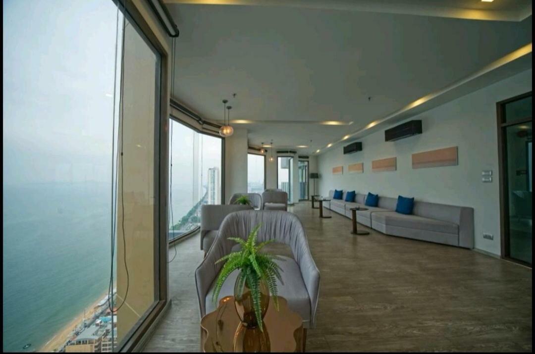 Ar Aeras Pattaya Apartment Bagian luar foto