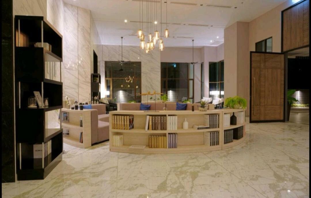 Ar Aeras Pattaya Apartment Bagian luar foto